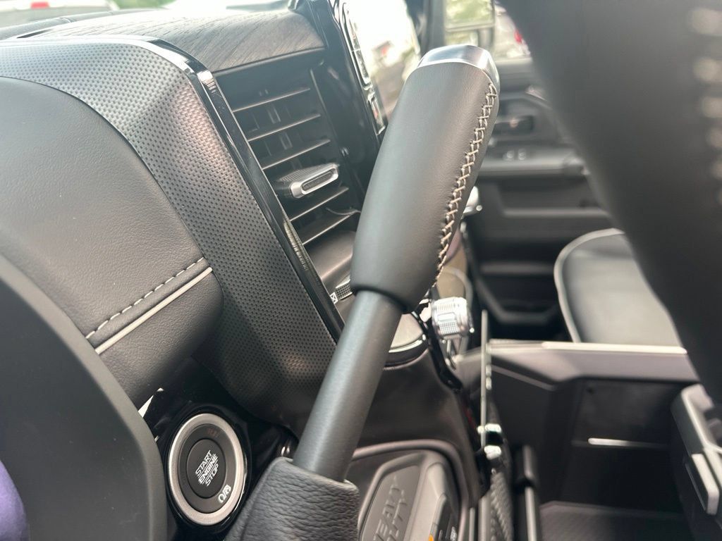 New 2027 RAM 2500 Limited AWD/4WD image 27
