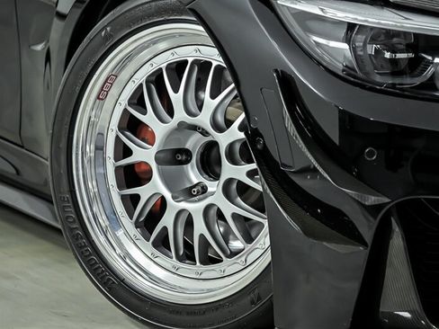 Used 2018 BMW M3 w/ Competition Package RWD image 4
