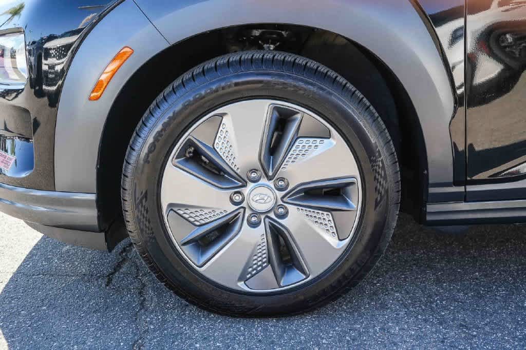 Used 2020 Hyundai Kona SEL FWD image 11