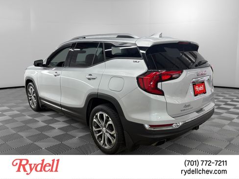 Used 2018 GMC Terrain SLT w/ Preferred Package AWD/4WD image 3