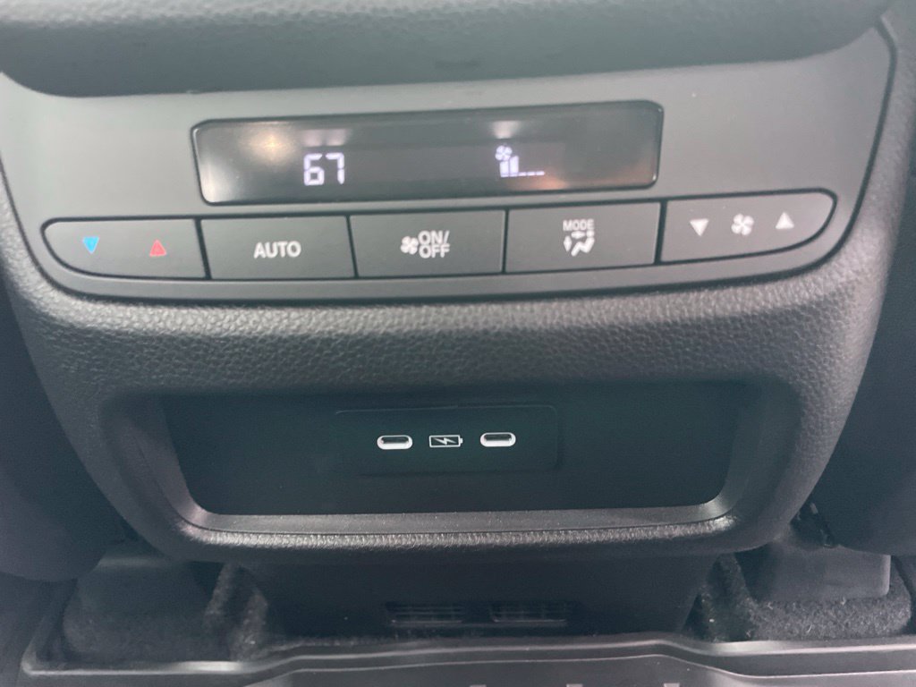 Used 2025 Honda Pilot EX-L image 16