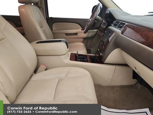 Used 2012 Chevrolet Tahoe LTZ image 28