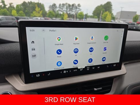 Used 2025 Ford Explorer Active RWD image 24