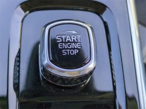 Certified 2024 Volvo S60 B5 Core image 27