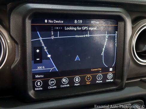 Used 2020 Jeep Wrangler Unlimited Sahara w/ Uconnect 4C Nav & Sound Group AWD/4WD image 20