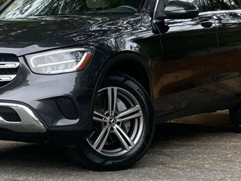 Used 2020 Mercedes-Benz GLC 300 w/ Premium Package image 2