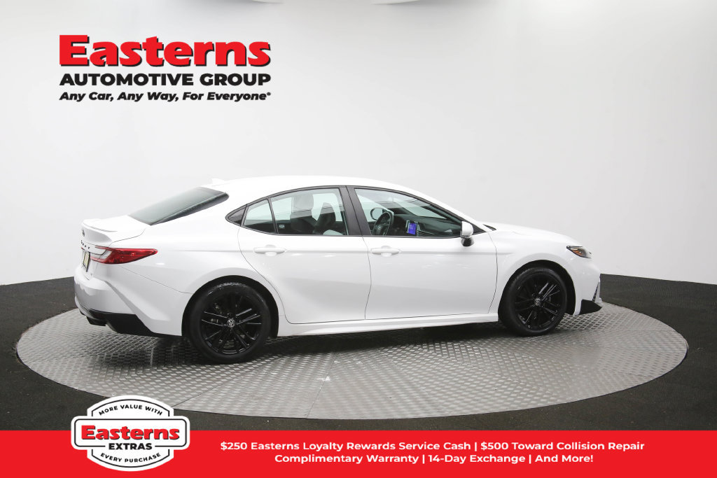 Used 2025 Toyota Camry SE FWD image 45