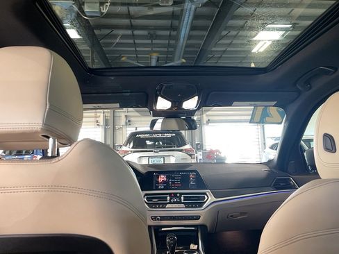 Used 2021 BMW M340i xDrive image 5