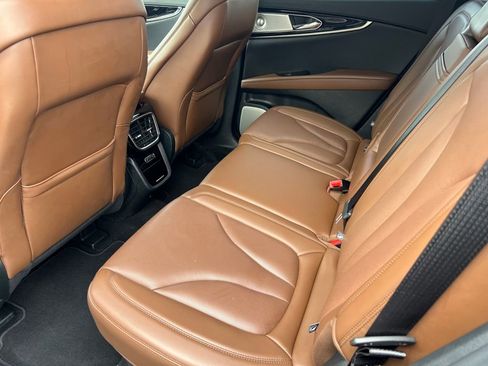 Used 2022 Lincoln Nautilus Reserve w/ Equipment Group 202A image 11