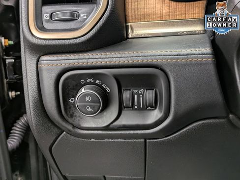 Used 2021 RAM 2500 Limited AWD/4WD image 22