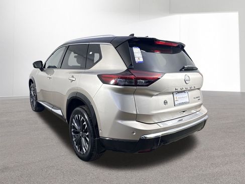 New 2026 Nissan Rogue Platinum w/ Tech Package image 32