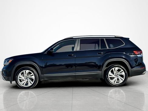 Used 2023 Volkswagen Atlas SE image 2