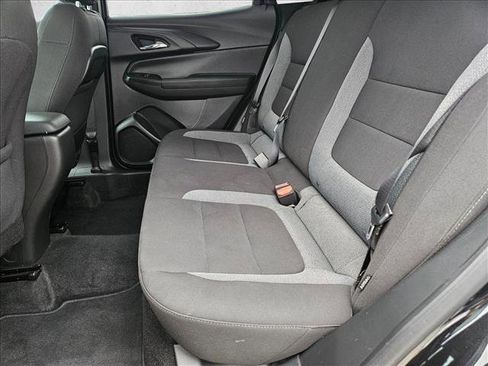 Used 2025 Chevrolet TrailBlazer LT AWD/4WD image 17