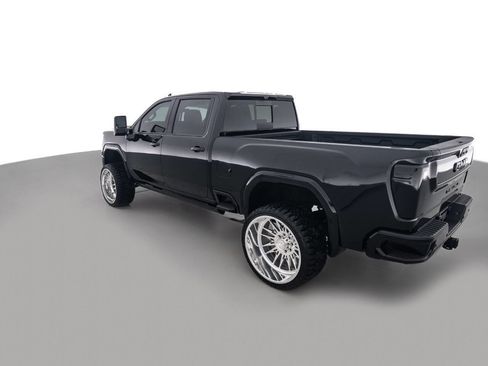 Used 2025 GMC Sierra 2500 Denali w/ Denali Reserve Package AWD/4WD image 7