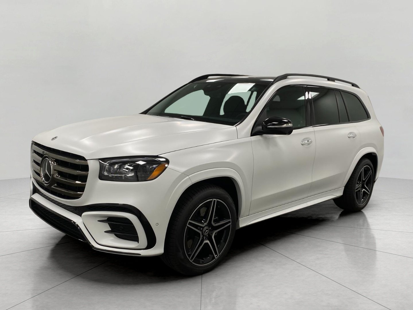 New 2026 Mercedes-Benz GLS 450 4MATIC image 10