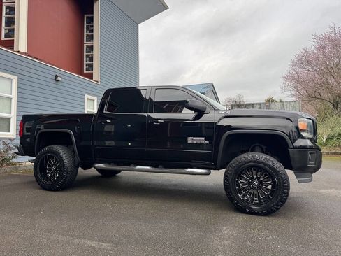 Used 2015 GMC Sierra 1500 SLE image 2