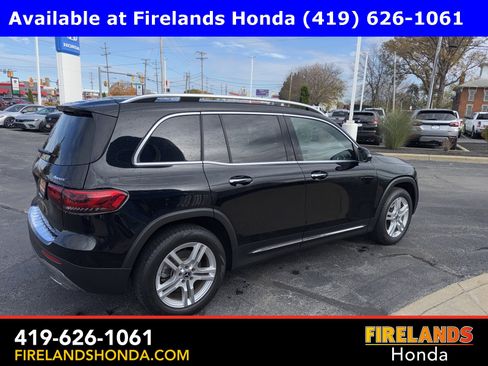 Used 2021 Mercedes-Benz GLB 250 4MATIC image 5