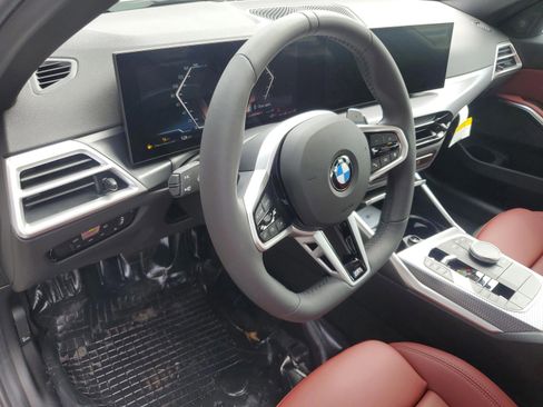 Used 2025 BMW 330i Sedan w/ M Sport Package image 21