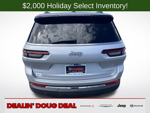 New 2025 Jeep Grand Cherokee L Laredo w/ Luxury Tech Group I image 6