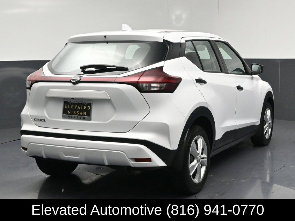 Used 2023 Nissan Kicks S FWD image 4