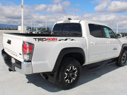 Certified 2023 Toyota Tacoma TRD Off-Road w/ Black Out Package (TMS) image 3