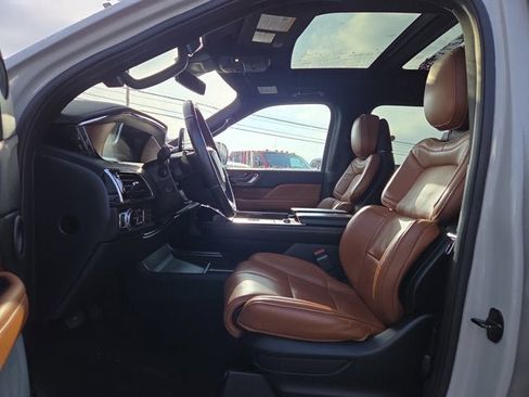 Used 2019 Lincoln Navigator Reserve w/ Cargo Package image 10