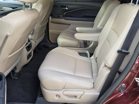 Used 2019 Honda Pilot Elite image 13