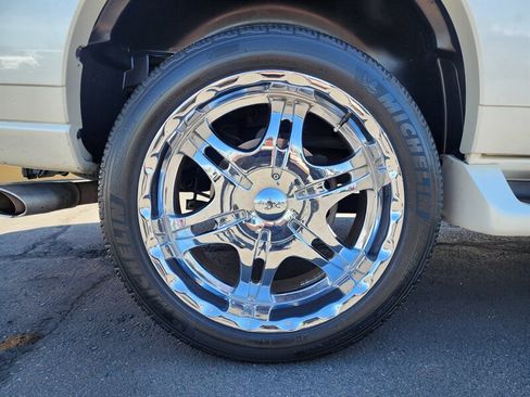 Used 2004 Cadillac Escalade AWD image 22