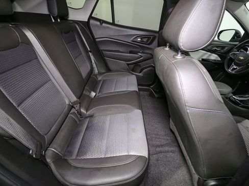 Used 2024 Chevrolet Trax LT w/ Driver Confidence Package image 18