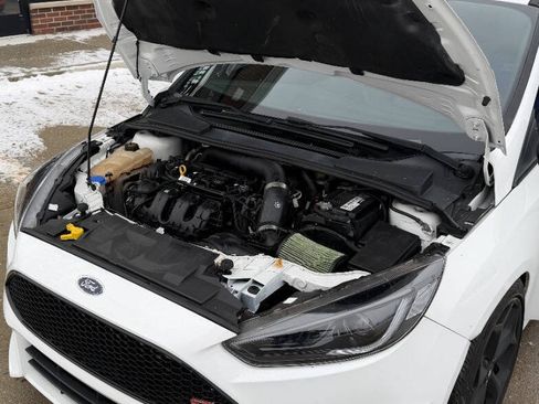 Used 2016 Ford Focus ST w/ Equipment Group 401A image 40