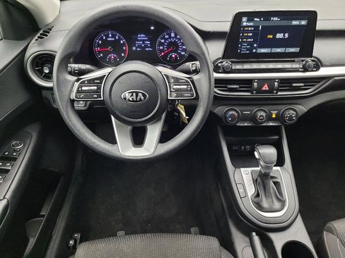 Used 2021 Kia Forte LXS FWD image 22