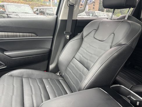 Used 2024 Kia Telluride SX Prestige AWD/4WD image 30