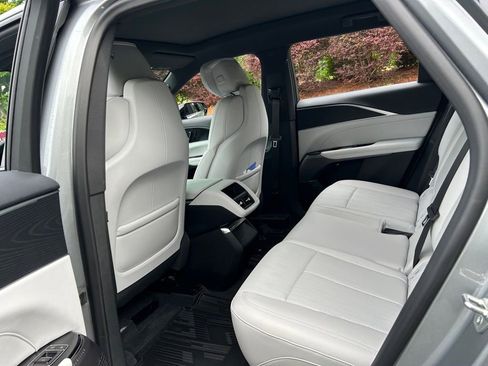 Used 2025 Cadillac Lyriq Sport AWD/4WD image 42