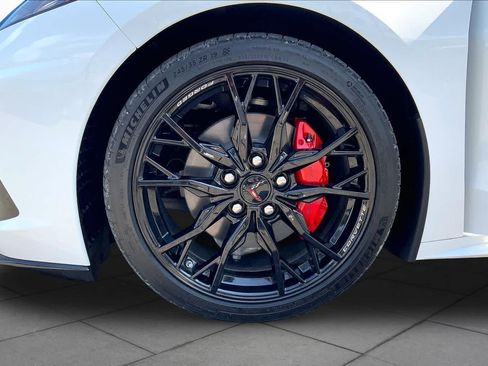 Used 2025 Chevrolet Corvette Stingray Preferred Cpe w/ 2LT RWD image 10