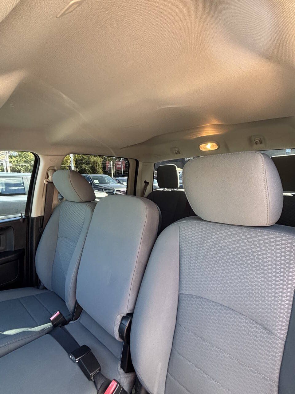 Used 2018 RAM 1500 Express AWD/4WD image 19