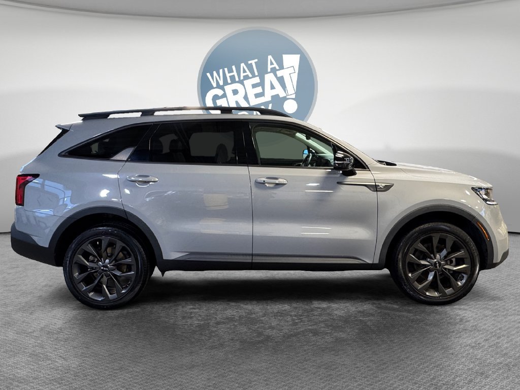 Certified 2023 Kia Sorento X-Line EX AWD/4WD image 2