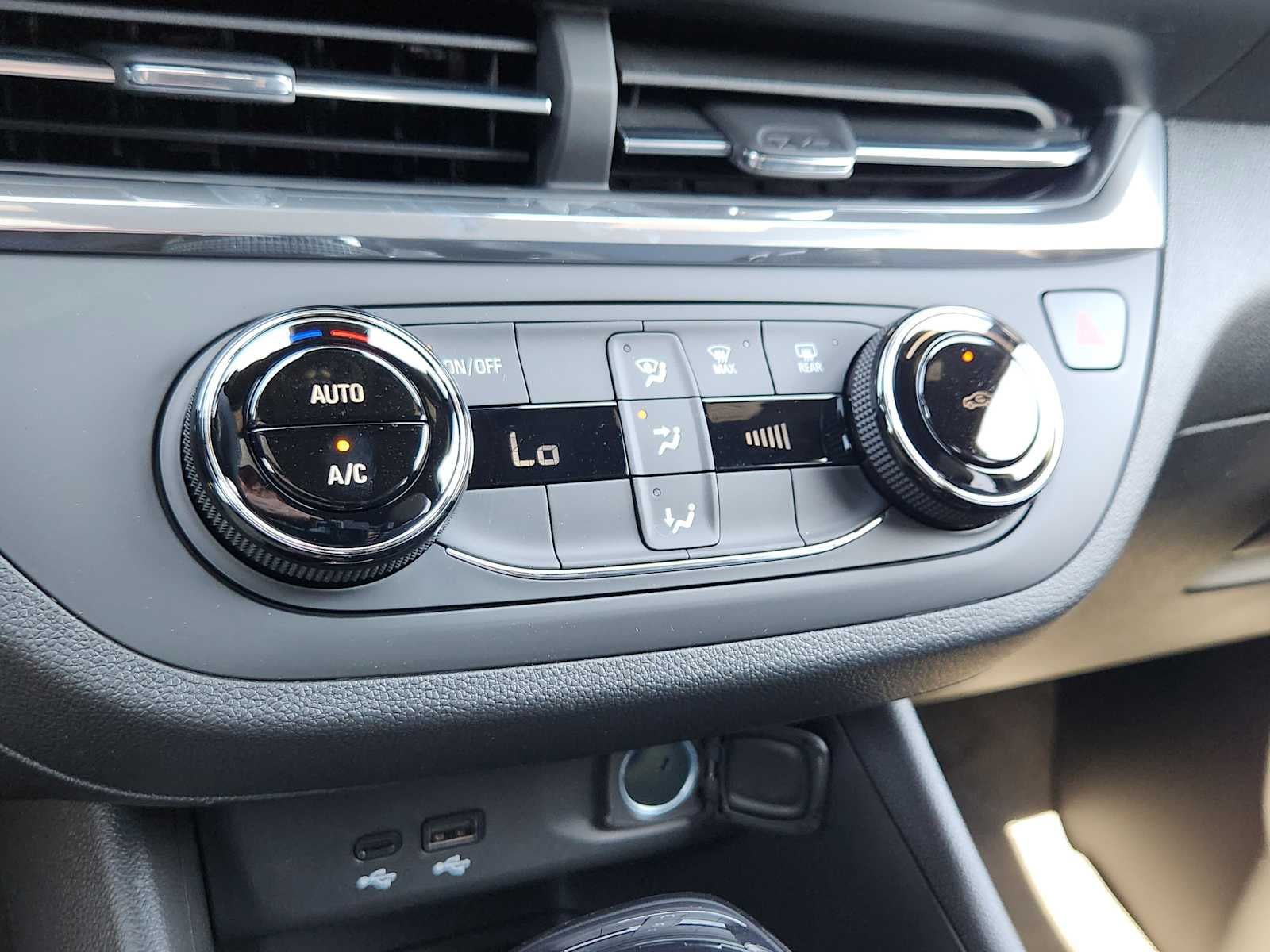 New 2026 Buick Envista Preferred FWD image 21