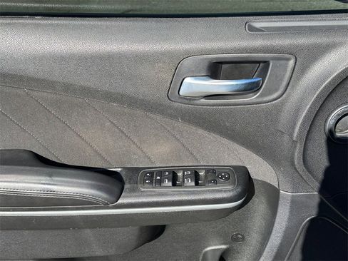 Used 2022 Dodge Charger Scat Pack w/ Driver Convenience Group image 23