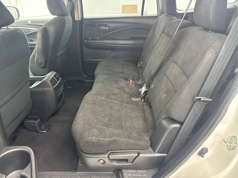 Used 2019 Honda Pilot EX image 14