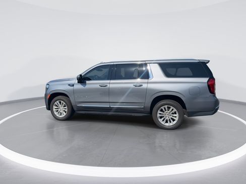 Used 2022 GMC Yukon XL SLT w/ SLT Premium Package AWD/4WD image 6