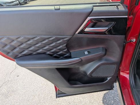 Used 2024 Mitsubishi Outlander SEL FWD image 27