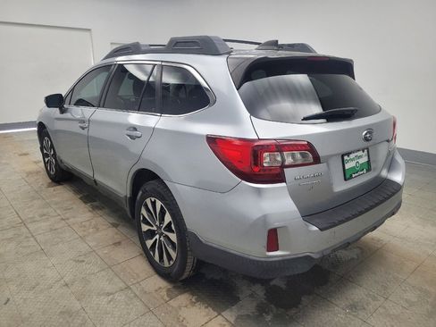 Used 2017 Subaru Outback 2.5i Limited image 5