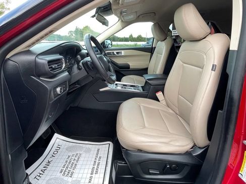 Used 2020 Ford Explorer XLT w/ Equipment Group 202A RWD image 15