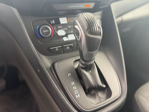 Used 2020 Ford Transit Connect XLT FWD image 23