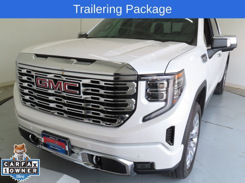 Used 2024 GMC Sierra 1500 Denali w/ Denali Reserve Package image 8