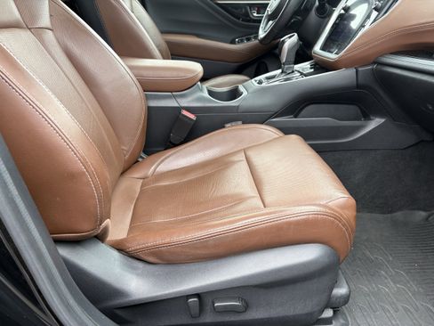 Used 2020 Subaru Outback Touring XT image 31