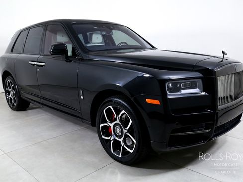 Used 2021 Rolls-Royce Cullinan Black Badge AWD/4WD image 6