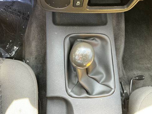 Used 2018 Nissan Frontier SV RWD image 23