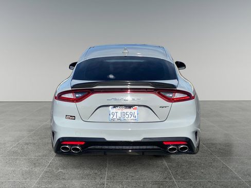 Used 2020 Kia Stinger GT1 image 4