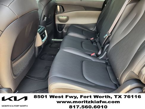 New 2026 Kia Carnival EX FWD image 19